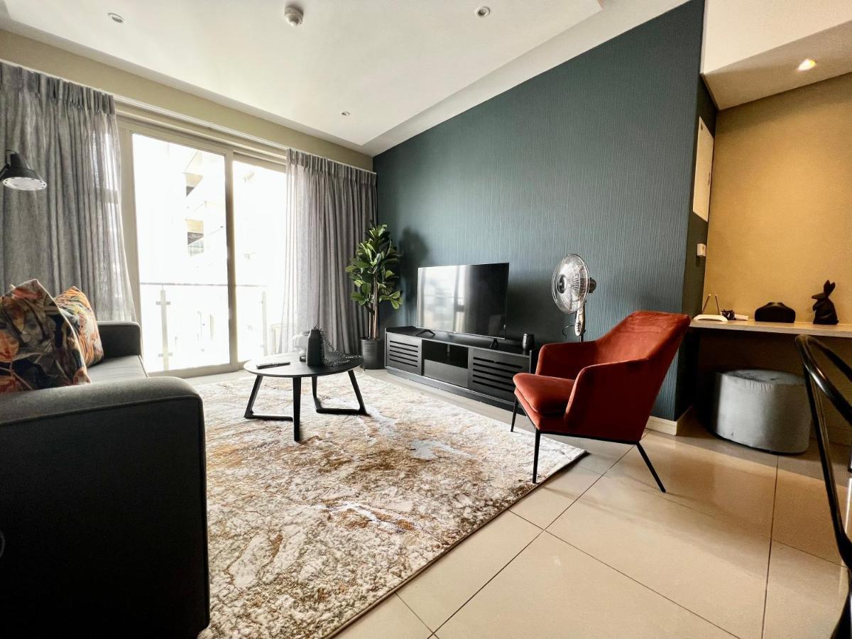 The Tyrwhitt Rosebank Apartments (Adults Only) 约翰内斯堡 外观 照片
