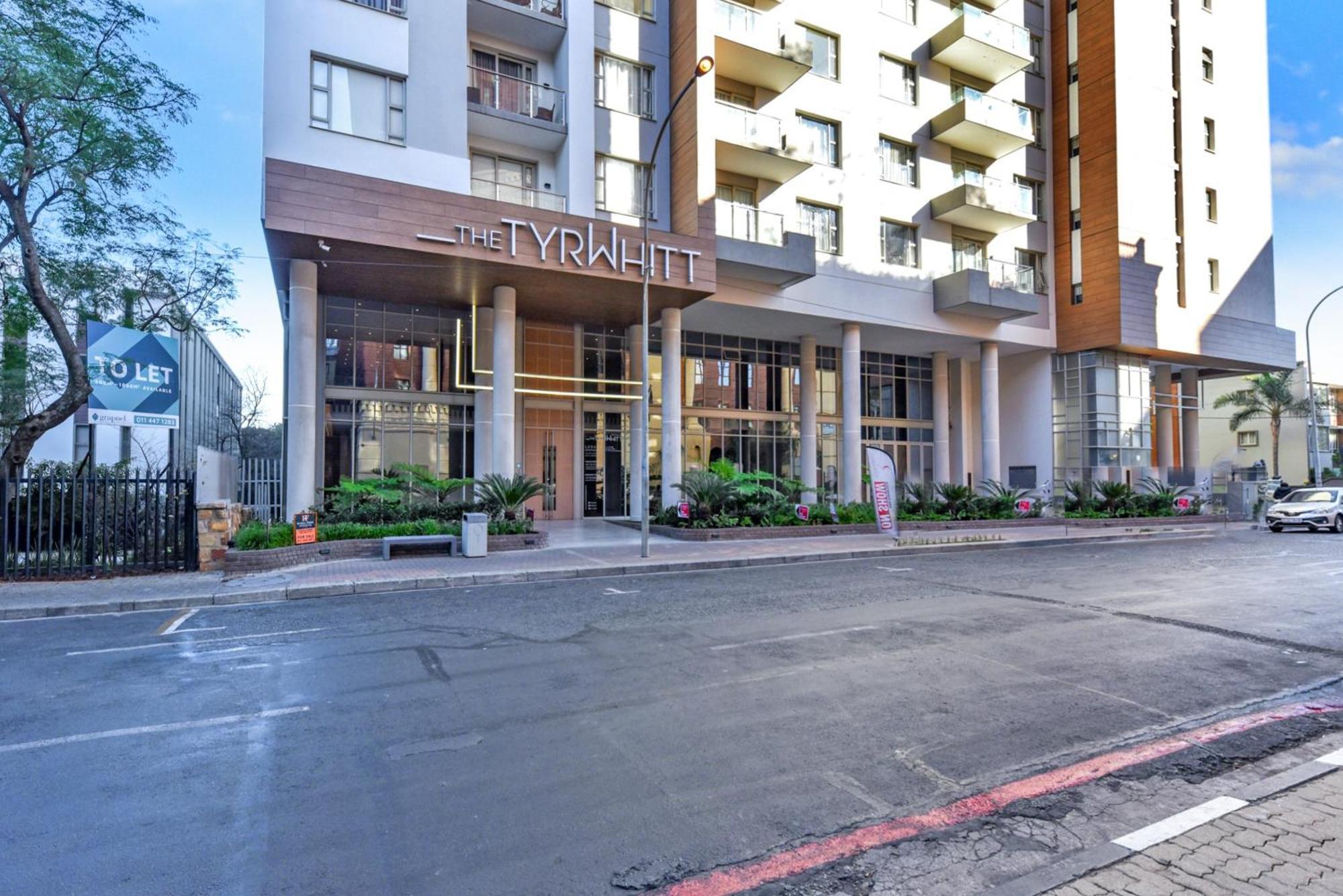 The Tyrwhitt Rosebank Apartments (Adults Only) 约翰内斯堡 外观 照片
