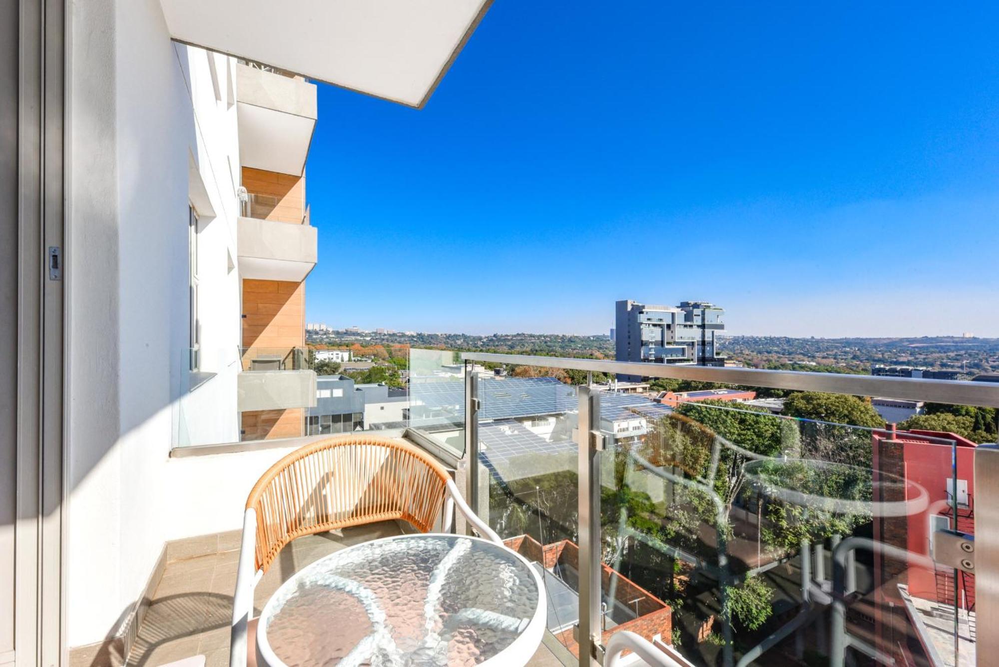 The Tyrwhitt Rosebank Apartments (Adults Only) 约翰内斯堡 外观 照片