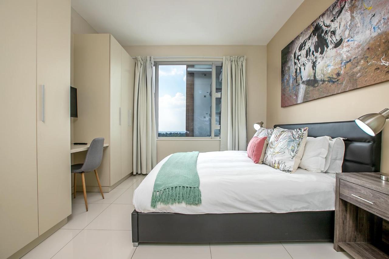 The Tyrwhitt Rosebank Apartments (Adults Only) 约翰内斯堡 外观 照片